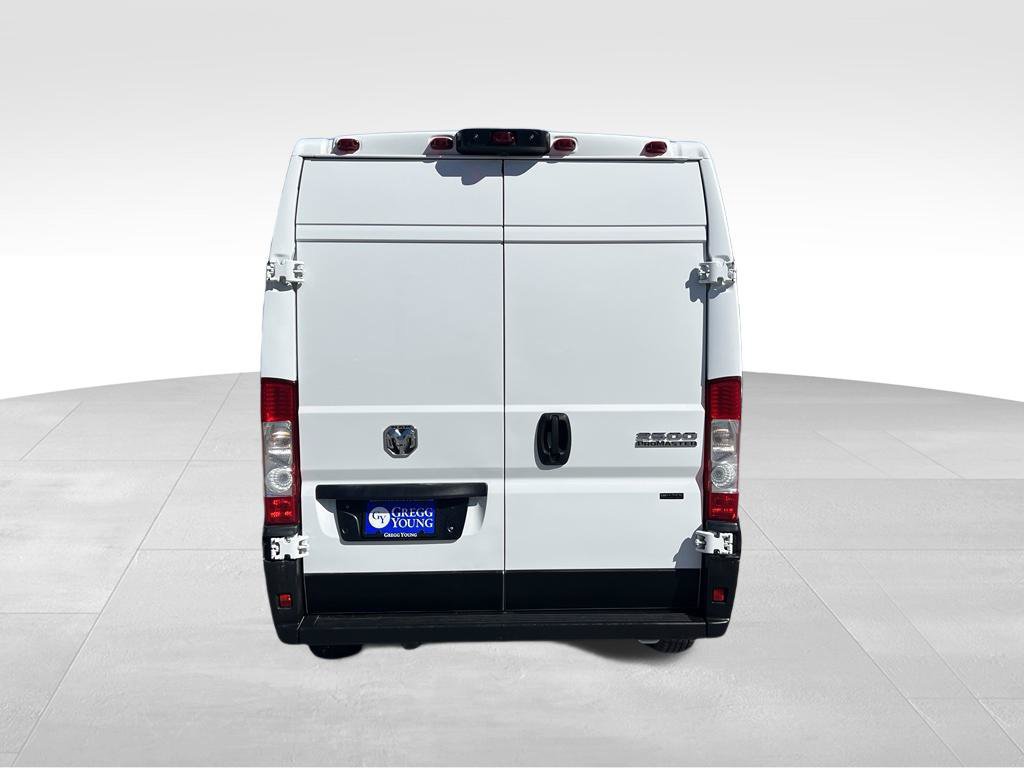Used 2025 RAM ProMaster 2500 w/ Convenience Group FWD image 5