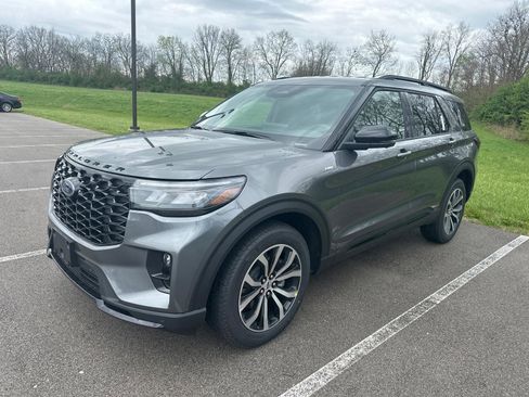 New 2026 Ford Explorer ST-Line AWD/4WD image 5