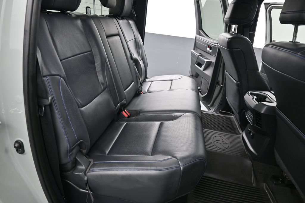 Used 2024 Toyota Tundra Platinum AWD/4WD image 29