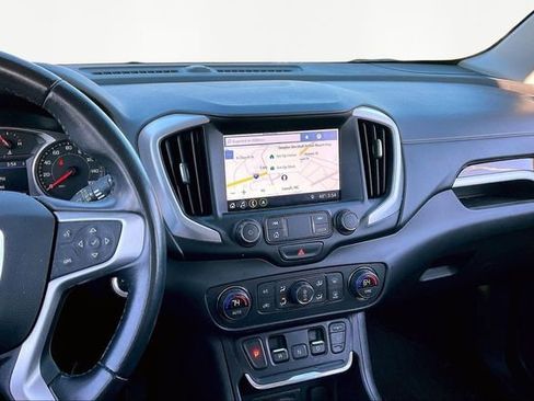 Used 2020 GMC Terrain SLE w/ Driver Convenience Package image 9