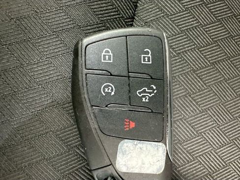 Used 2024 Chevrolet Silverado 1500 Custom image 25