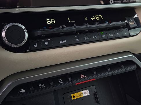 Used 2022 Toyota Tundra 1794 Edition image 15