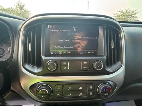 Used 2020 Chevrolet Colorado ZR2 w/ LPO, Premium Interior Package AWD/4WD image 5