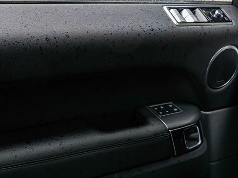 Used 2022 Land Rover Range Rover Sport SE image 15