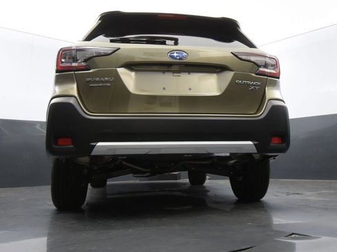 Certified 2025 Subaru Outback Limited XT image 38