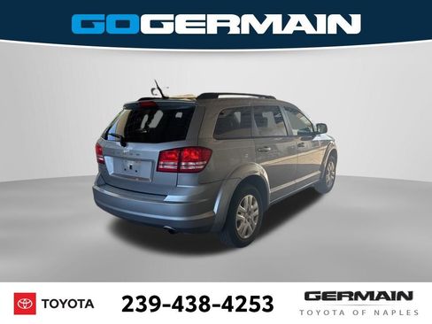 Used 2017 Dodge Journey SE w/ Flexible Seating Group FWD image 7