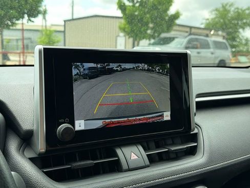 Used 2025 Toyota RAV4 LE image 30