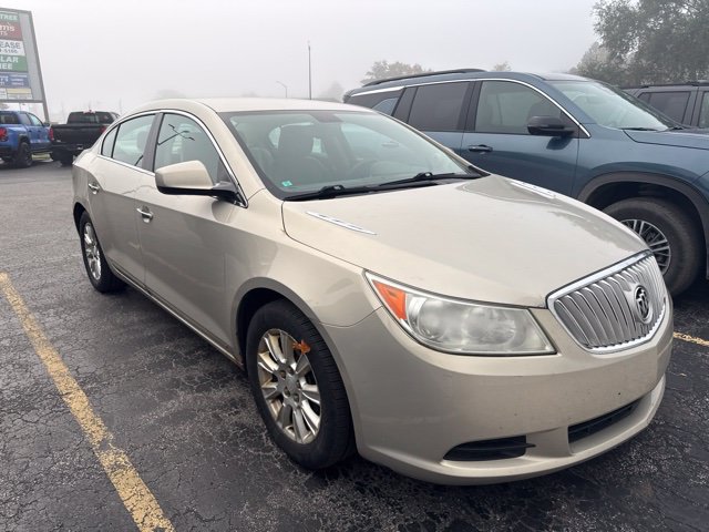 Used 2012 Buick LaCrosse FWD image 2