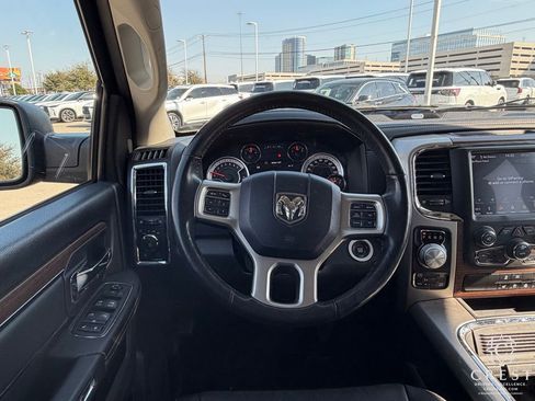 Used 2018 RAM 1500 Laramie w/ Convenience Group image 15