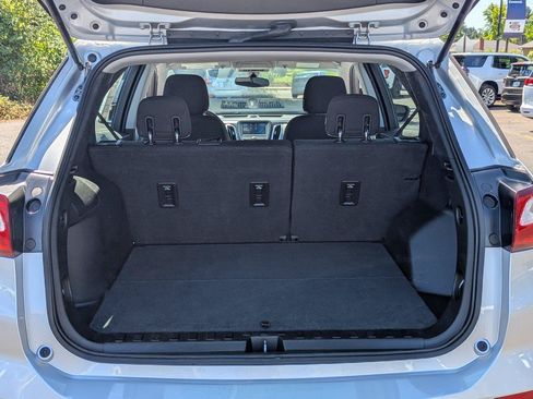 Used 2018 Chevrolet Equinox LS AWD/4WD image 26