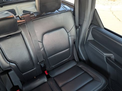 Used 2025 Ford Bronco Outer Banks w/ Sasquatch Package image 14