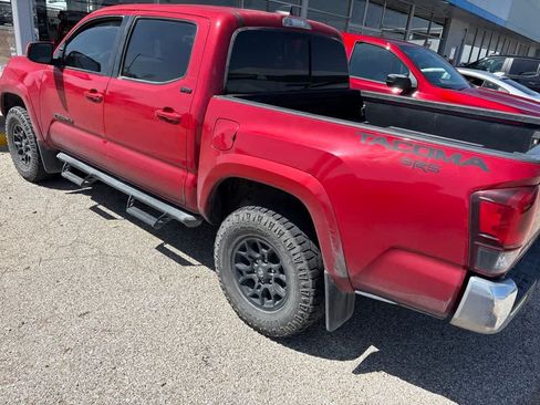 Used 2022 Toyota Tacoma SR5 RWD image 8