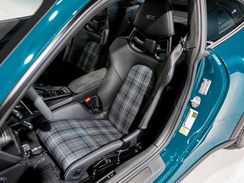 Used 2024 Porsche 911 Dakar image 24