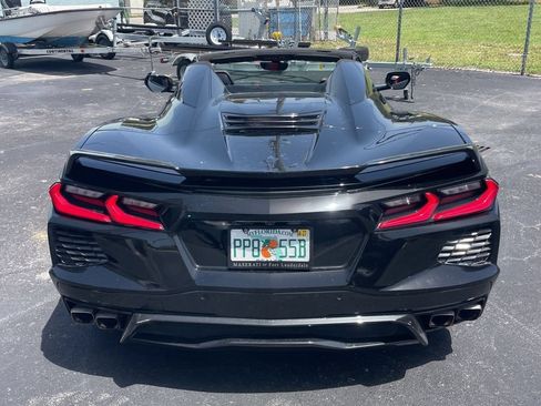 Used 2021 Chevrolet Corvette Stingray Premium Conv w/ Z51 Performance Package RWD image 5