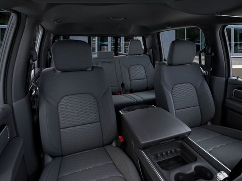 New 2026 RAM 1500 Big Horn AWD/4WD image 16