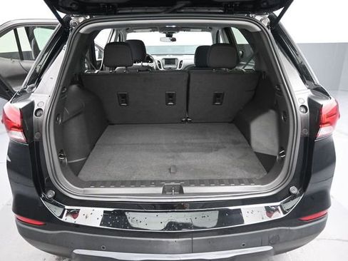 Used 2023 Chevrolet Equinox LT FWD image 18