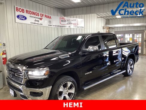 Used 2024 RAM 1500 Laramie AWD/4WD image 1