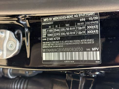 Used 2021 Mercedes-Benz GLB 250 image 16