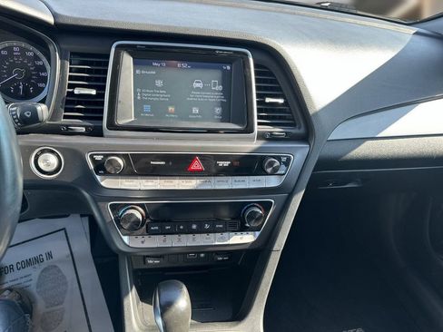 Used 2019 Hyundai Sonata SEL FWD image 18