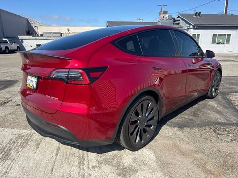 Used 2025 Tesla Model Y Performance AWD/4WD image 4