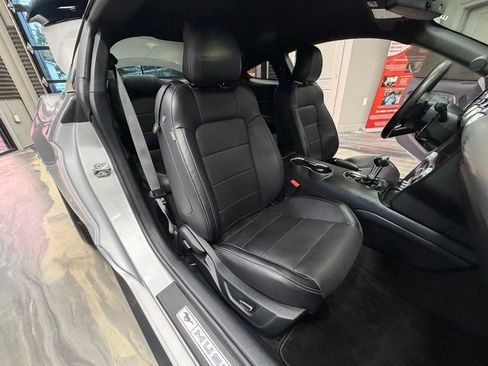 Used 2015 Ford Mustang GT Premium w/ Equipment Group 401A RWD image 4
