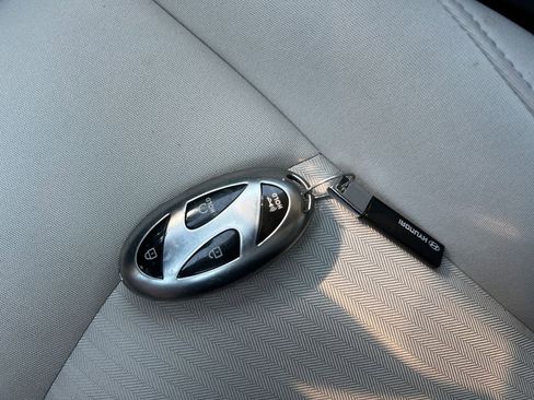 Used 2025 Hyundai Sonata SEL FWD image 31