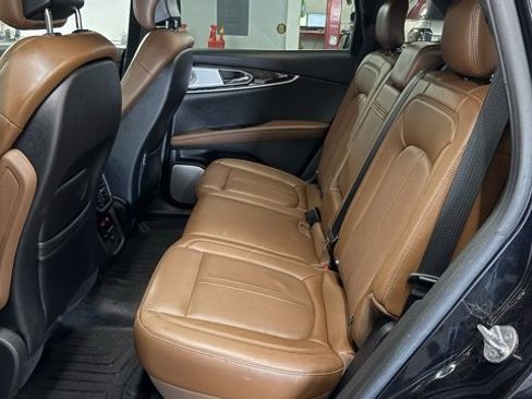 Used 2023 Lincoln Nautilus Reserve w/ Equipment Group 202A image 24