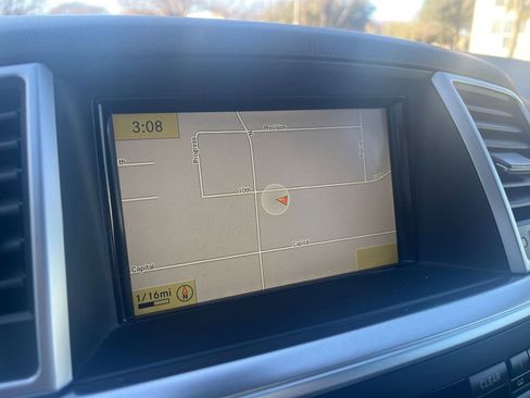 Used 2012 Mercedes-Benz ML 350 4MATIC image 25