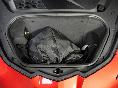 Used 2023 Chevrolet Corvette Stingray Preferred Cpe w/ Z51 Performance Package RWD image 27