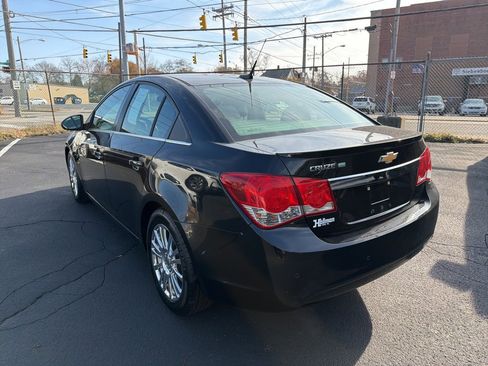 Used 2011 Chevrolet Cruze Eco image 5