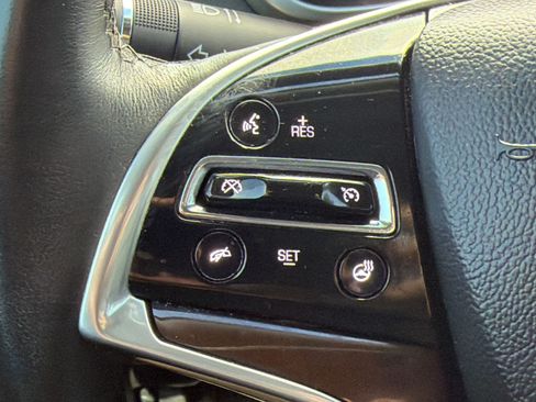 Used 2013 Cadillac SRX Luxury w/ LPO, U-Rail D-Rings Package FWD image 18