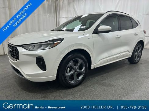 Used 2024 Ford Escape ST-Line Select w/ Tech Pack #1 image 4