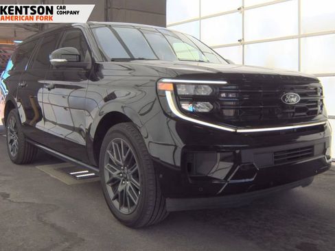 Used 2025 Ford Expedition Max Platinum w/ Stealth Performance Package AWD/4WD image 2