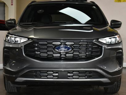 Used 2024 Ford Escape ST-Line w/ Tech Pack #1