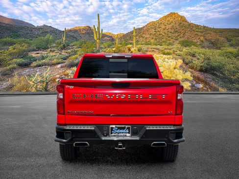 Used 2019 Chevrolet Silverado 1500 LT Trail Boss AWD/4WD image 4