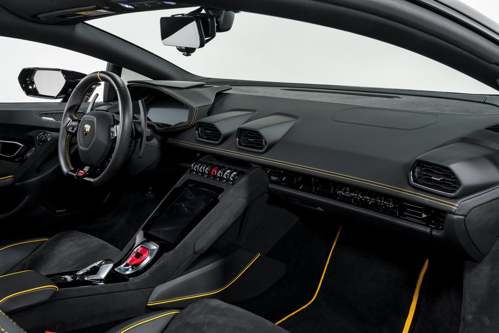 Used 2023 Lamborghini Huracan Tecnica RWD image 34