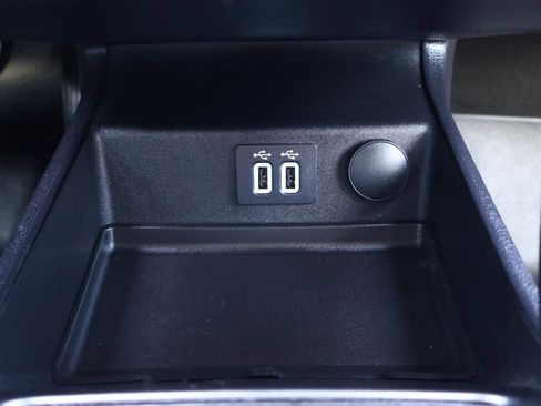 Used 2019 Ford Fusion Titanium image 26