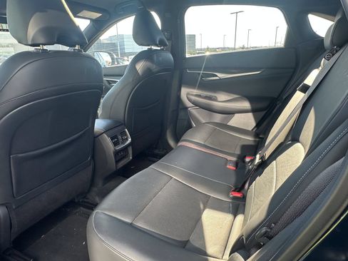 Certified 2023 INFINITI QX55 Luxe w/ Cargo Package AWD/4WD image 6