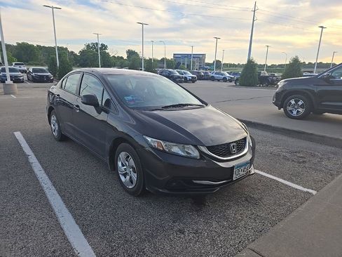Used 2013 Honda Civic LX image 2