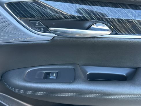 Certified 2024 Cadillac XT6 Premium Luxury image 23