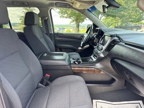 Used 2019 Chevrolet Tahoe LS AWD/4WD image 11