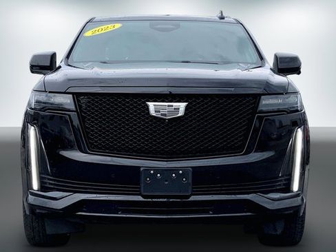 Used 2023 Cadillac Escalade Sport Platinum w/ LPO, ONYX Package image 2