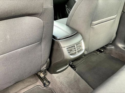 Used 2023 Chevrolet Malibu LT image 10