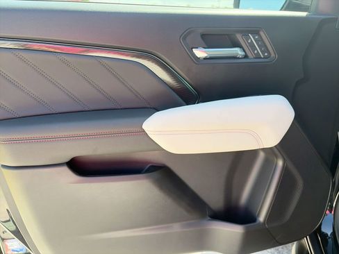 New 2026 GMC Canyon AT4X AWD/4WD image 32