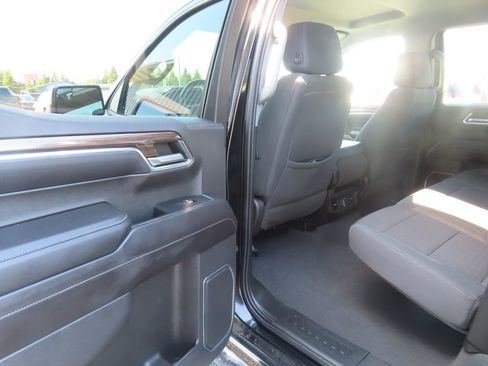 Used 2022 Chevrolet Silverado 1500 LT w/ Diesel Off-Road Package AWD/4WD image 20