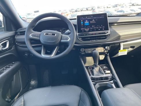 New 2026 Jeep Compass Limited image 16