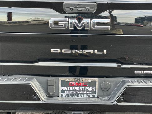 Used 2025 GMC Sierra 2500 Denali Ultimate w/ Snow Plow Prep/Camper Package image 49