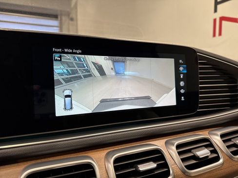 Used 2021 Mercedes-Benz GLS 450 4MATIC image 29