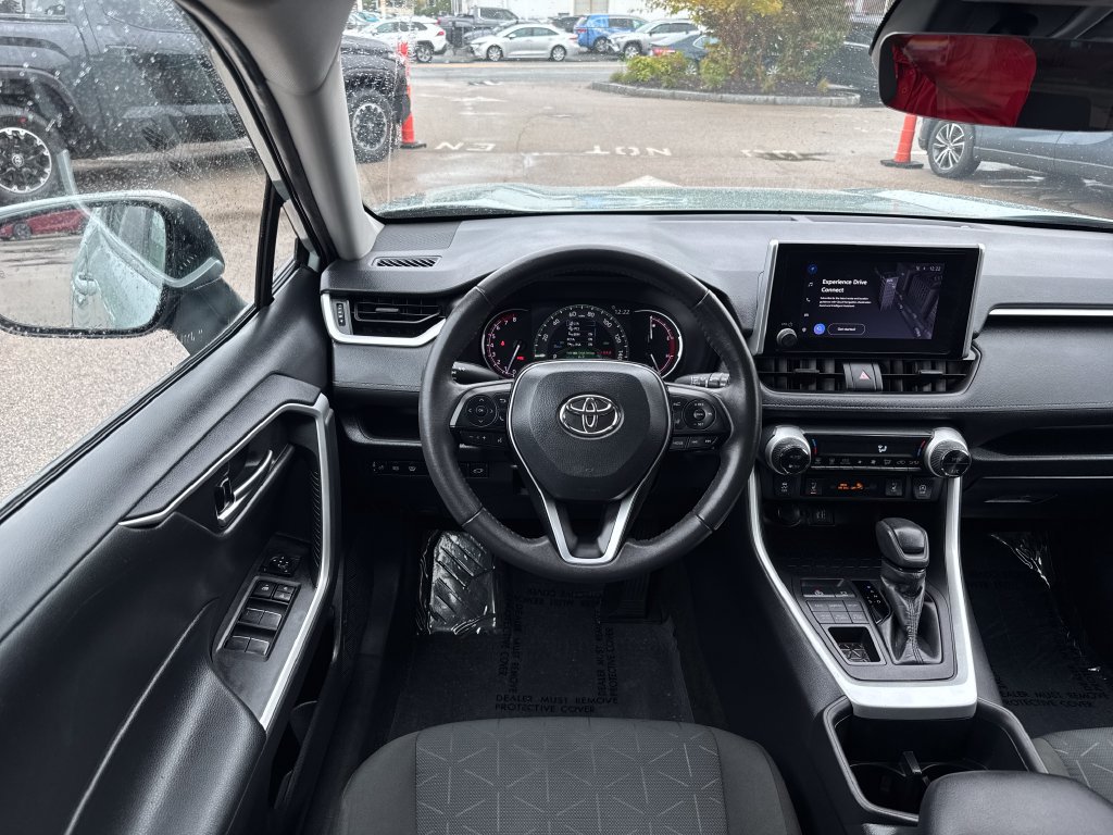 Used 2023 Toyota RAV4 XLE w/ Convenience Package AWD/4WD image 13