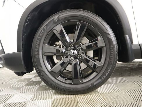 Used 2025 Honda Pilot Black Edition image 30